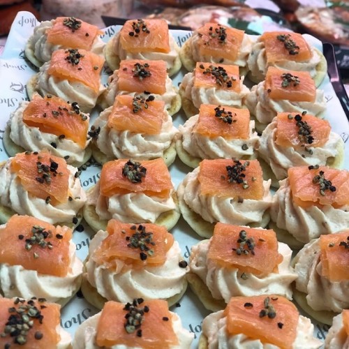 Smoked Salmon Canapé Blinis